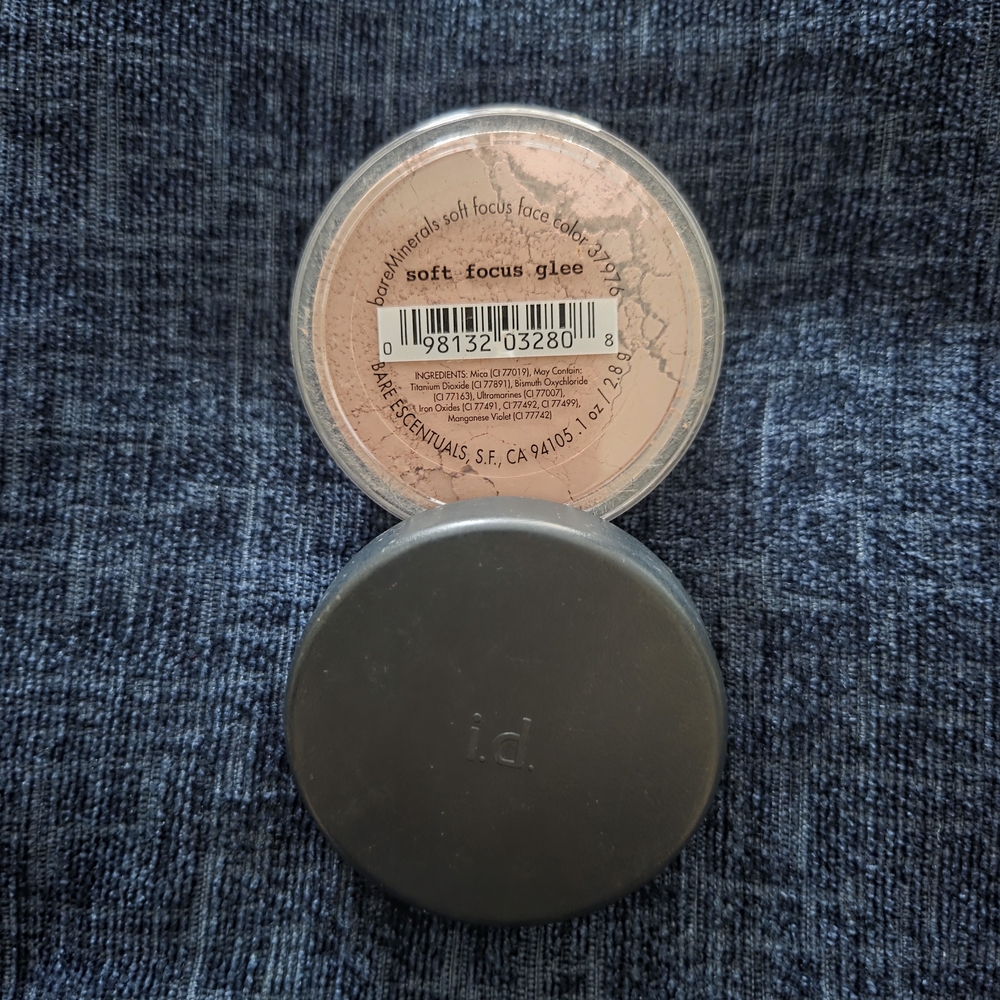bareMinerals Soft Focus Face Powder